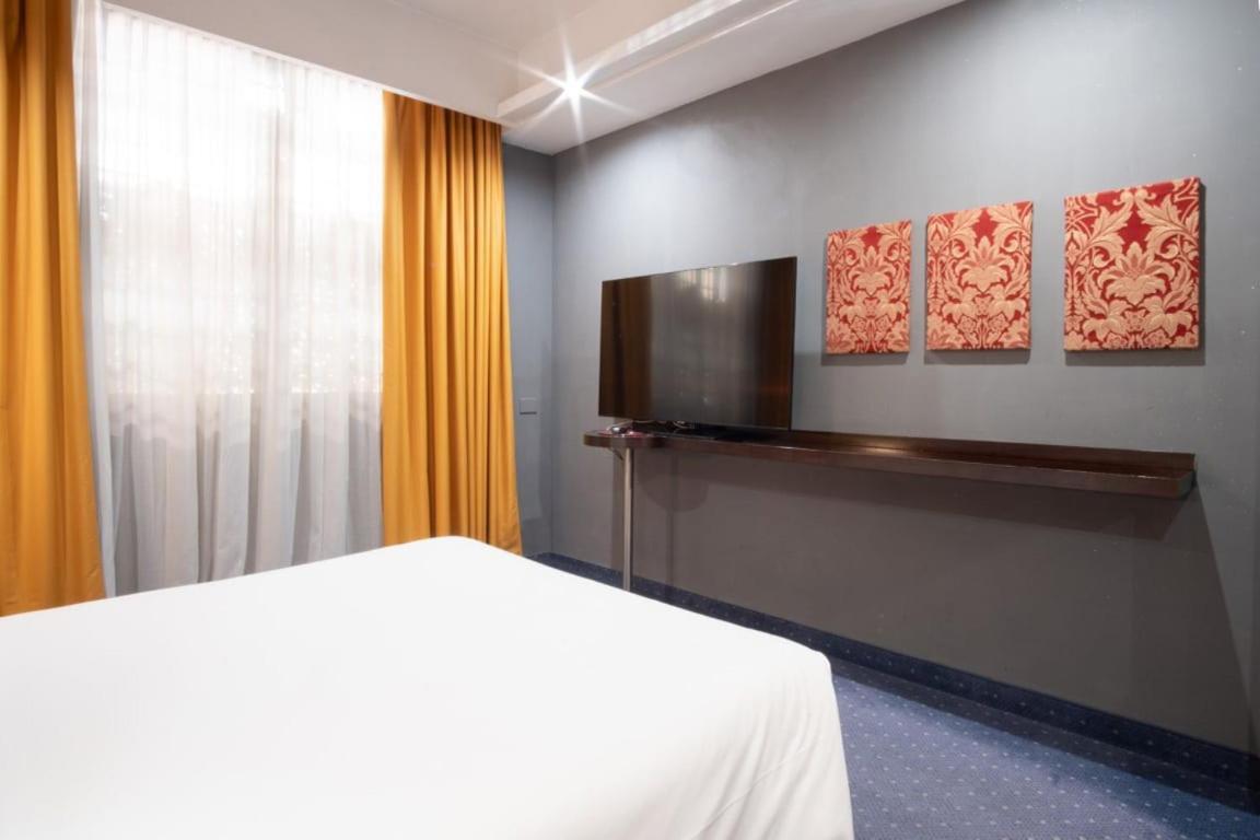 Hotel Imperatori Rome Exterior photo